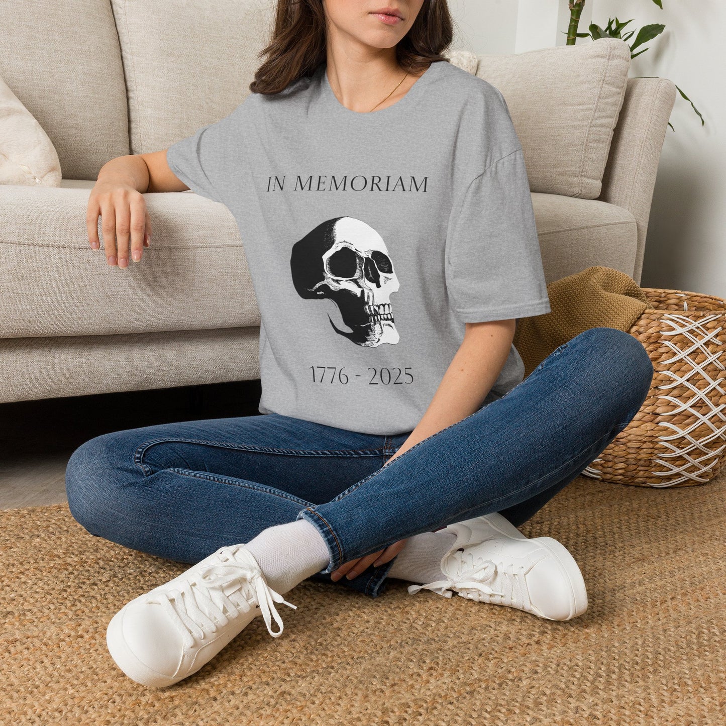In Memoriam Skull Graphic T-Shirt, Unisex Casual Tee in Remembrance for the Death of Liberty