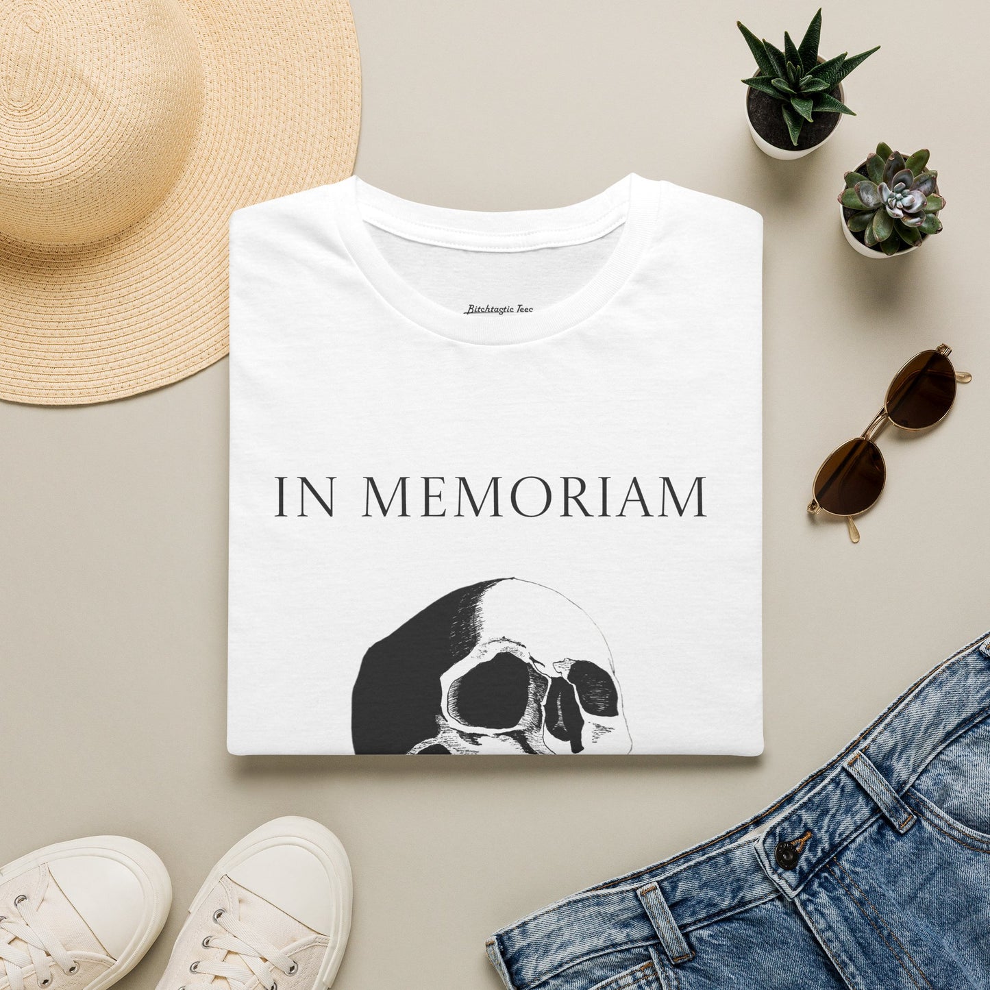In Memoriam Skull Graphic T-Shirt, Unisex Casual Tee in Remembrance for the Death of Liberty